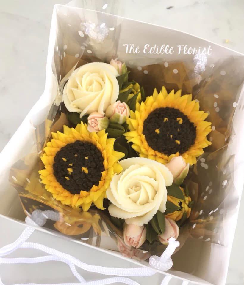 Mini Cupcake Bouquet